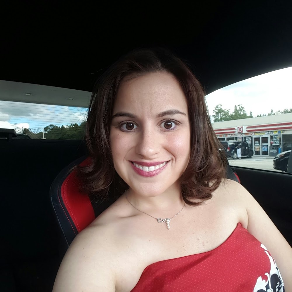 Meet your Posher, Serina
